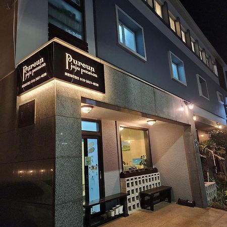 Pureun Jeju Pension Seogwipo Exterior photo